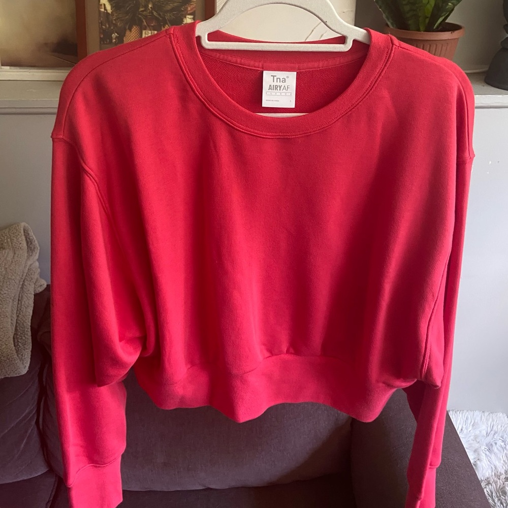 NWOT TNA Airy Fleece Perfect Shrunken Sweatshirt